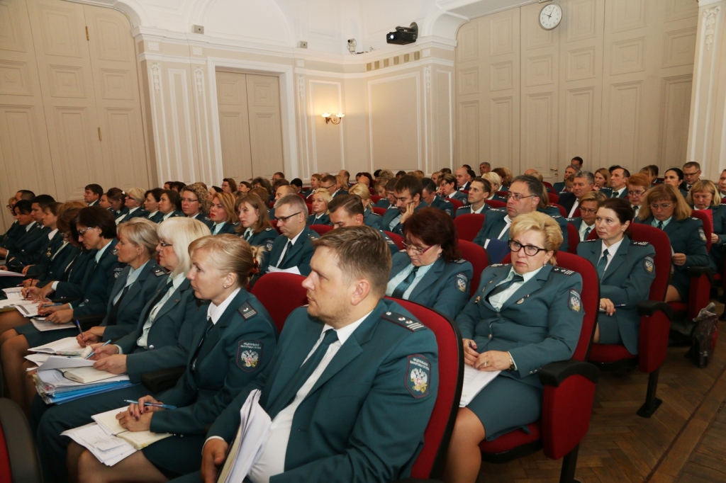 Фнс спб. УФНС по Санкт-Петербургу. Управление ФНС по Санкт-Петербургу. ФНС Санкт-Петербург официальный сайт. УФНС по Санкт-Петербургу сотрудники.