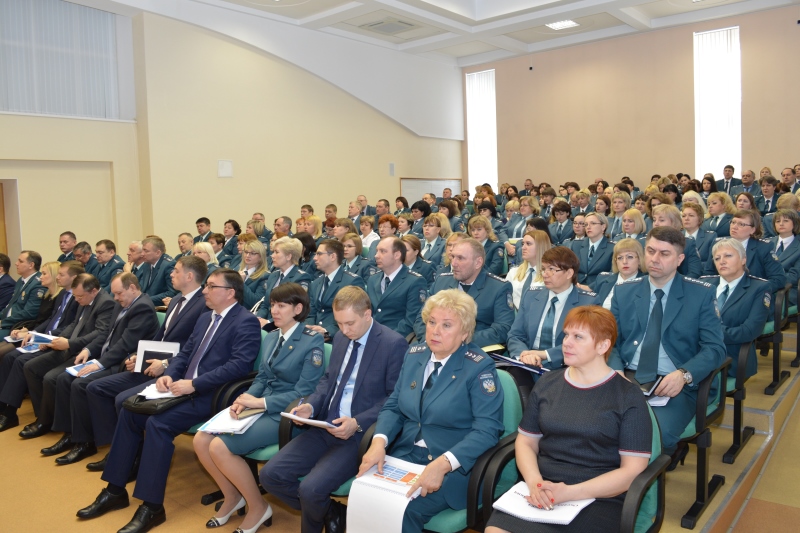 Налоговая омск. УФНС Омской области. УФНС по Омской области начальник. Репин ФНС Омской области. Начальник управления ФНС Омск.