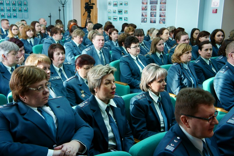 Фнс по управлению долгом. УФНС по Псковской области руководитель. УФНС Псков. Коллегия УФНС России по Псковской области 2019-. Начальник УФНС Псковской.